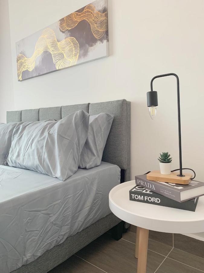 Netflix Two Bedroom Troika Kota Bharu Homestay 182 Esterno foto
