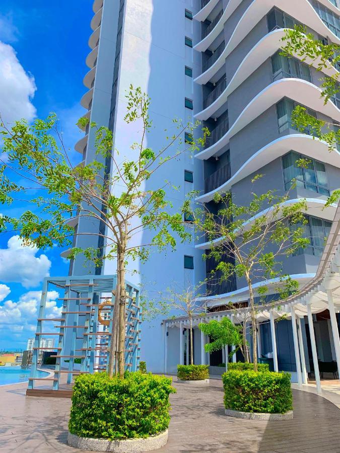 Netflix Two Bedroom Troika Kota Bharu Homestay 182 Esterno foto