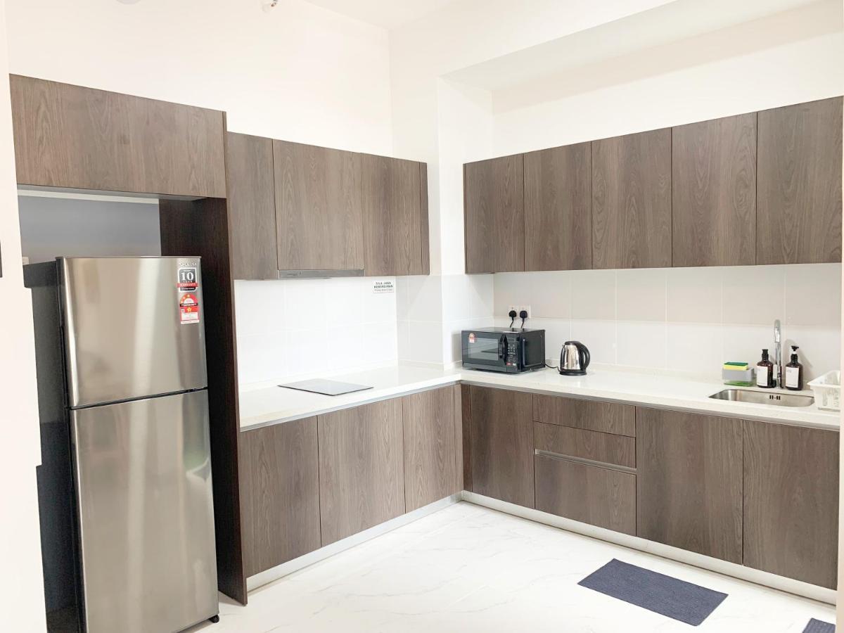 Netflix Two Bedroom Troika Kota Bharu Homestay 182 Esterno foto