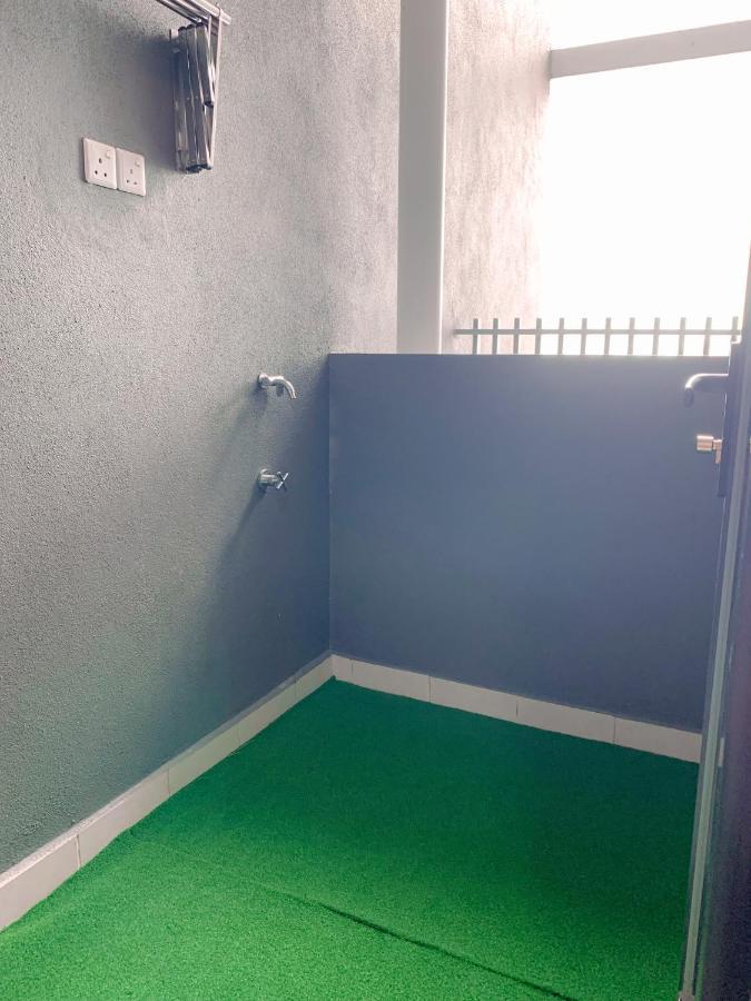 Netflix Two Bedroom Troika Kota Bharu Homestay 182 Esterno foto