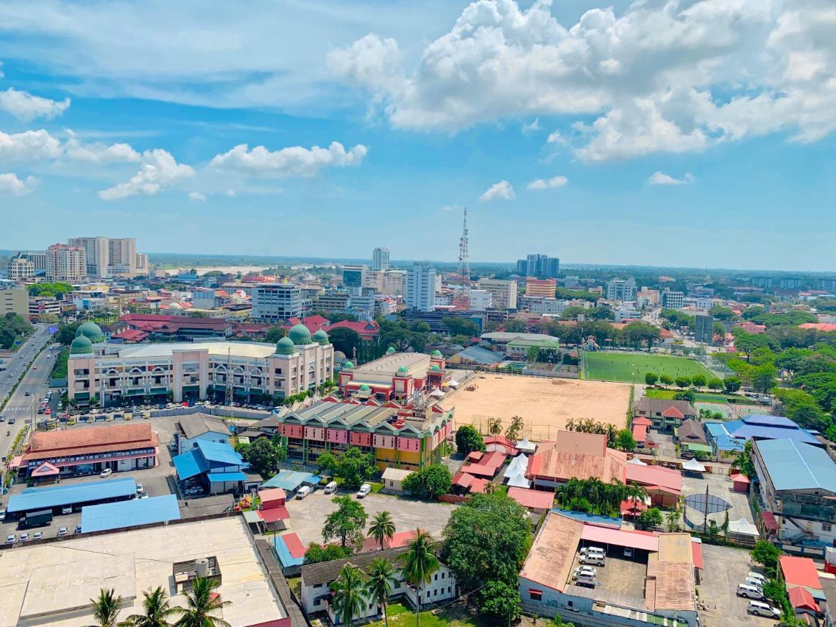 Netflix Two Bedroom Troika Kota Bharu Homestay 182 Esterno foto