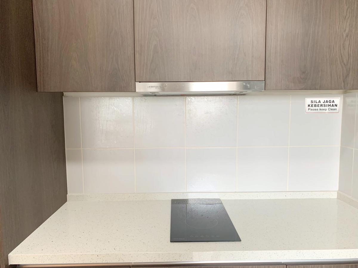 Netflix Two Bedroom Troika Kota Bharu Homestay 182 Esterno foto