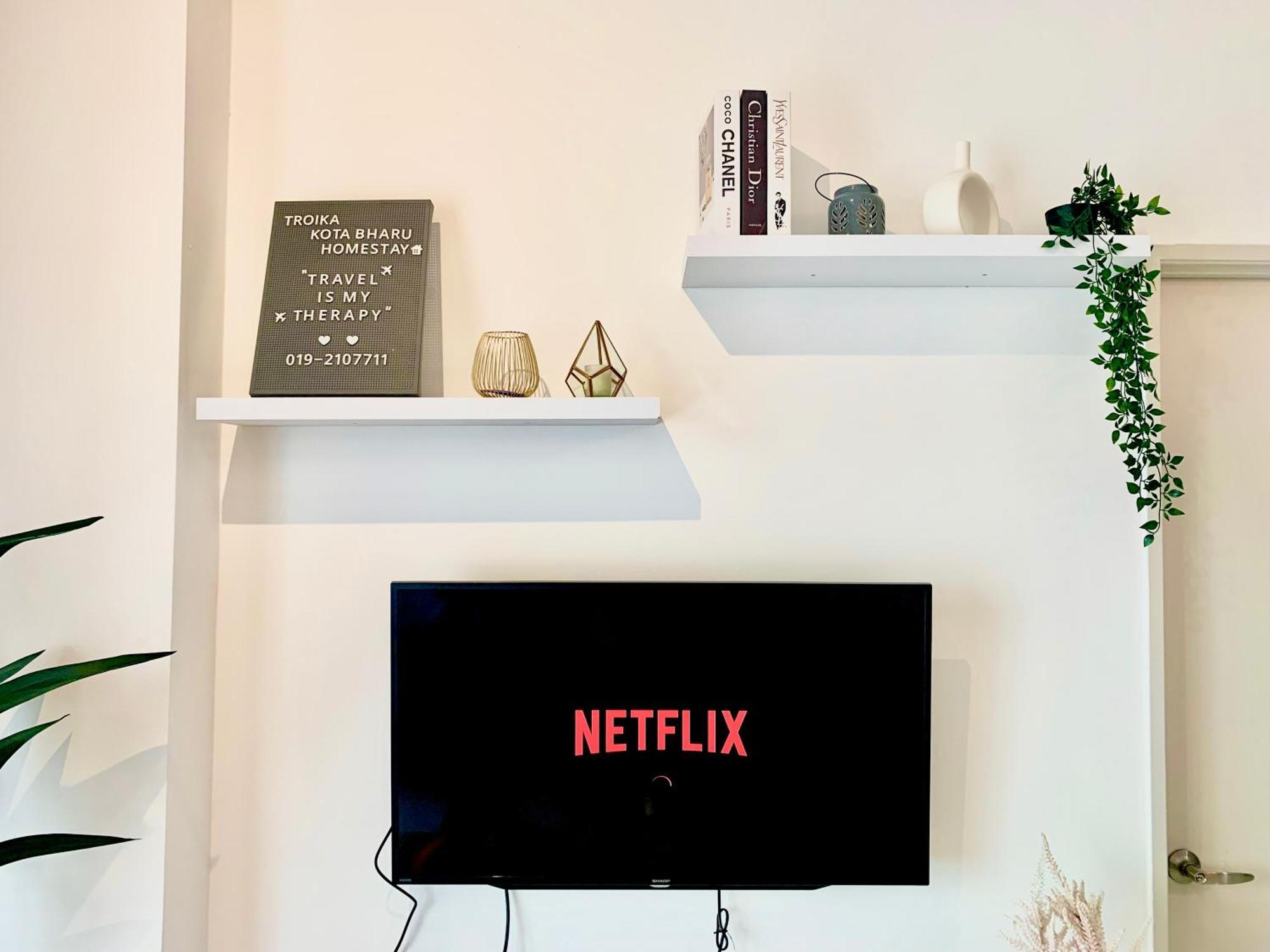 Netflix Two Bedroom Troika Kota Bharu Homestay 182 Esterno foto